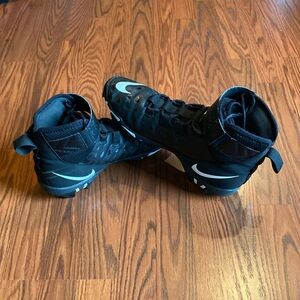 Nike Force Savage Shark 2 men’s football cleats. Size 12
